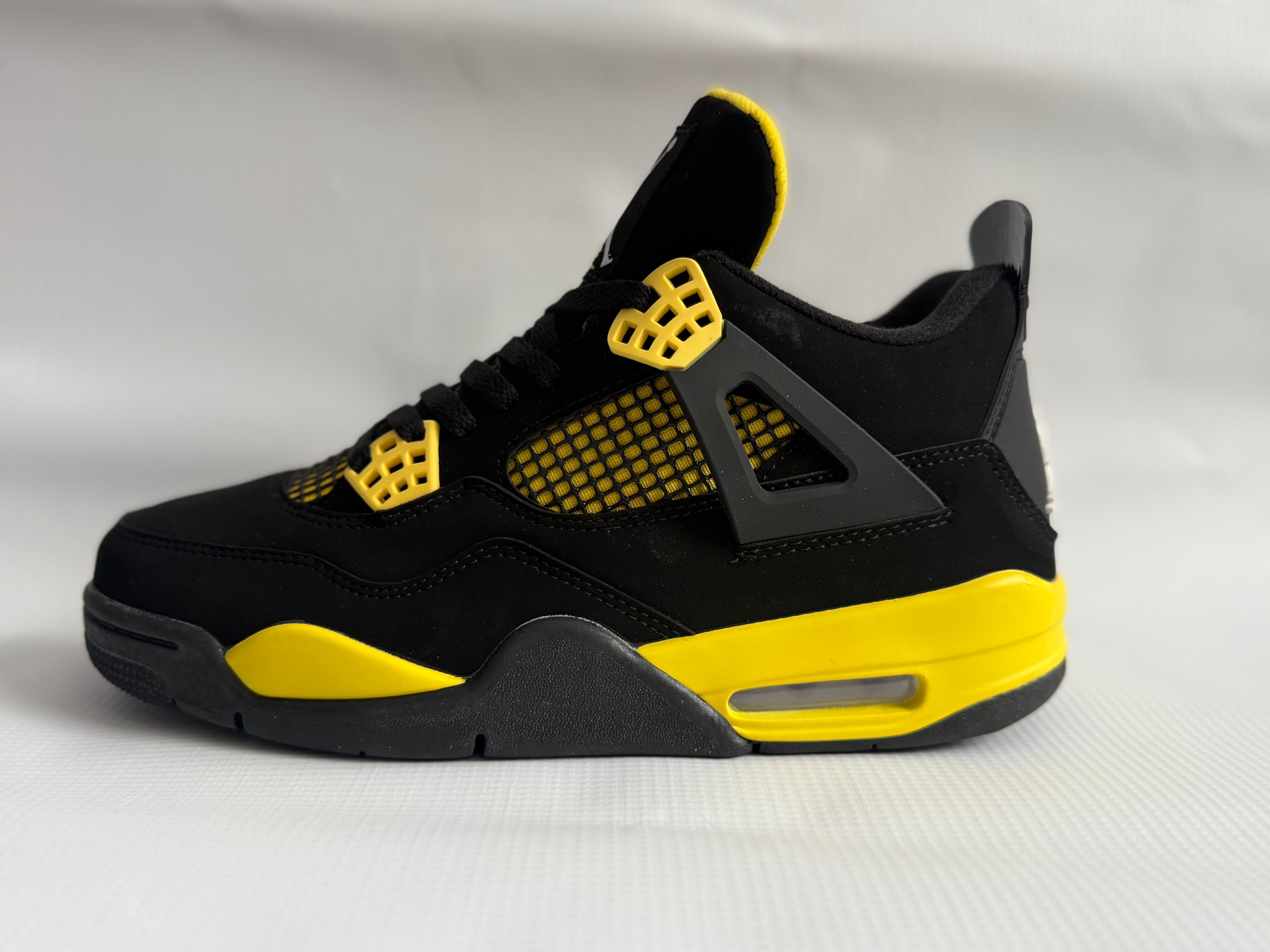 Air Jordan 4